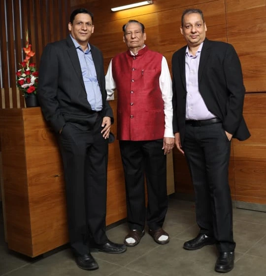 MG Electrica leadership team