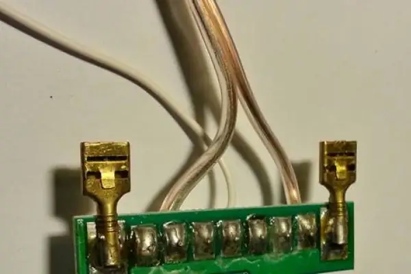 MG Electrica copper lugs for UPS systems